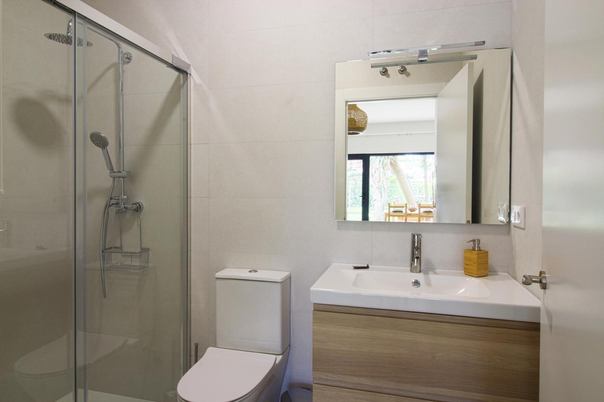 Apartamentos Costa Meron San Vicente De La Barquera Eksteriør bilde