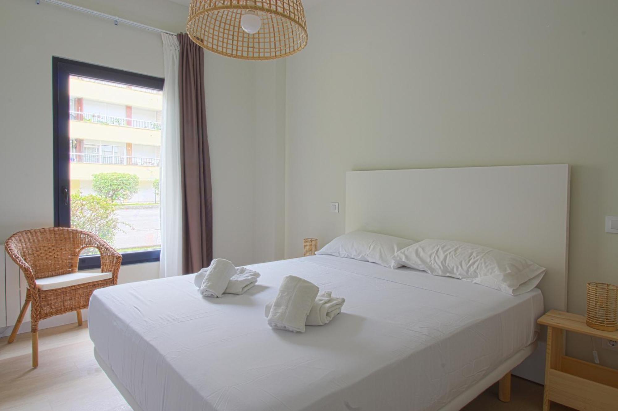 Apartamentos Costa Meron San Vicente De La Barquera Eksteriør bilde