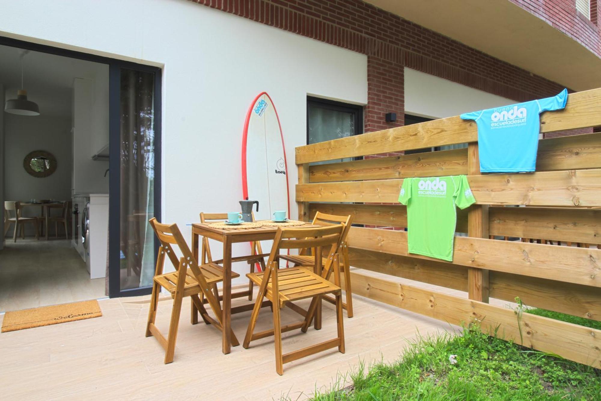 Apartamentos Costa Meron San Vicente De La Barquera Eksteriør bilde